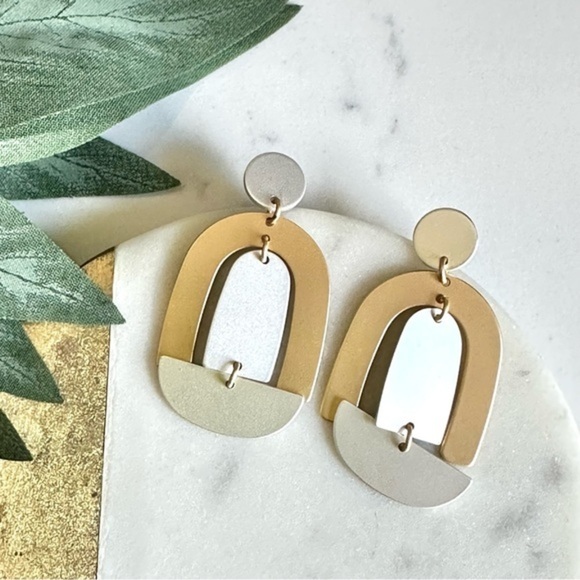 2/$30🌵 Silver & Gold Tone Metal Arch Half Circle Earrings Tier Dangle Boho NEW - Picture 3 of 12